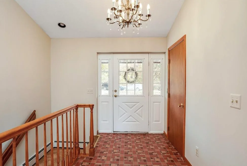 Entryway refresh before